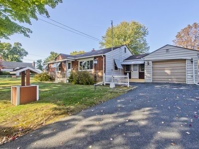 50 Wrona St, Springfield, MA, 01151