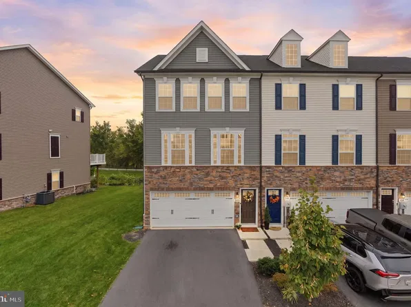 1742 Atlas Dr, Frederick, MD 21702