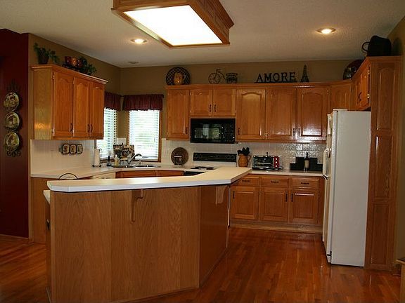 Kitchen with island and pant