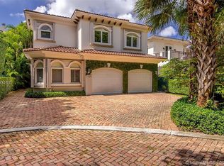 2725 Brickell Ct, Miami, FL 33129