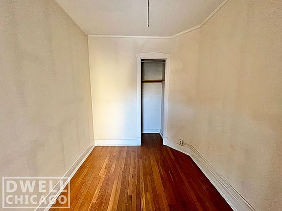 4th image of 6526 N Lakewood Ave #6536-8