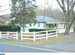 1404 Fritztown Rd, Reinholds, PA 17569