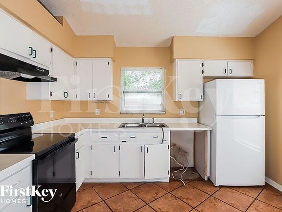 5th image of 631 Lakemont Dr