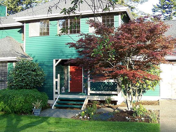 2nd image of 17941 151st Way NE