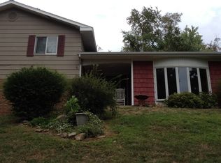 239 Neighborhood Rd, Gallipolis, OH 45631