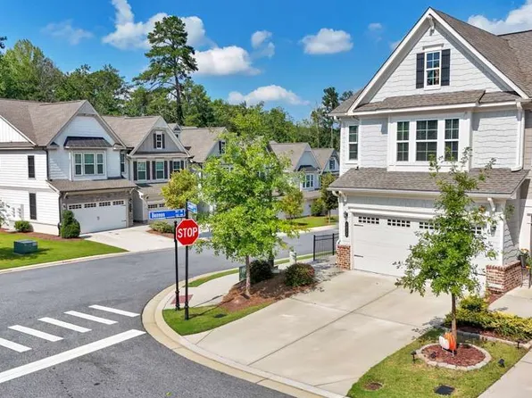 1005 Cherryfield Run, Marietta, GA 30008