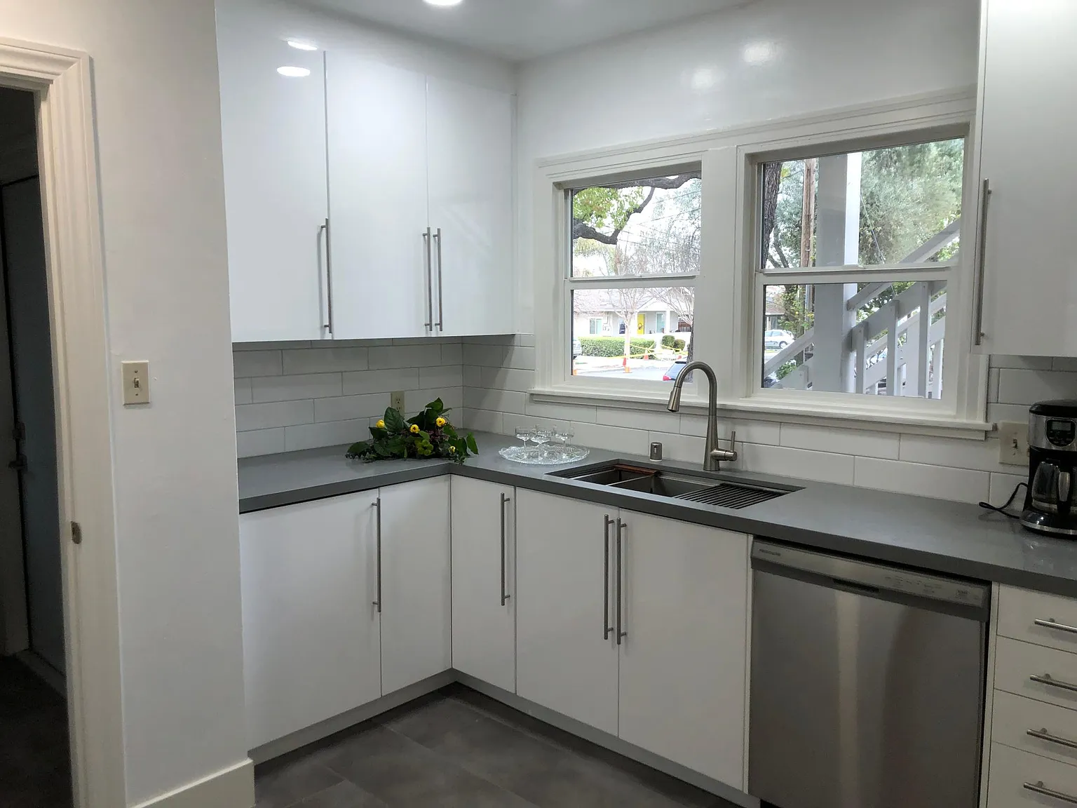 2 bed, 1000 sqft, $3,850 — Photo 4