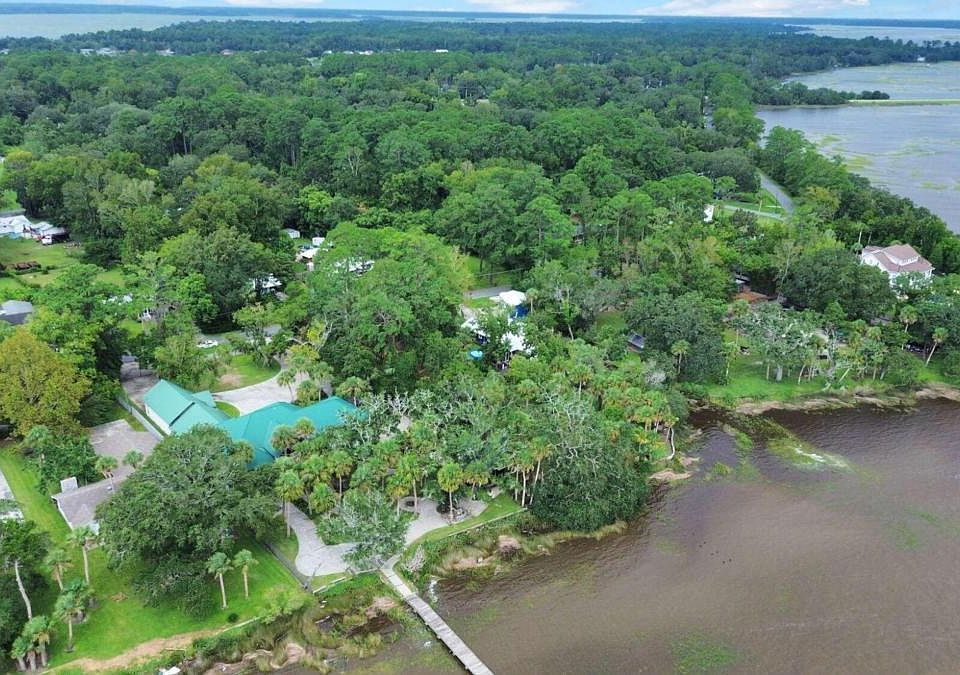 1st image of 275 Banks Dr