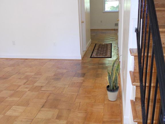 Main Floor: Living Room