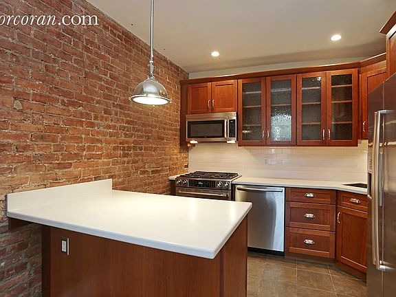 3rd image of 6 S Portland Ave APT 3A