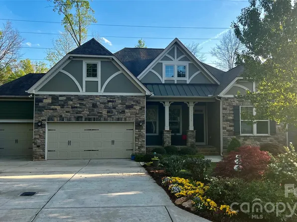 11010 Sparkle Creek Dr, Midland, NC 28107