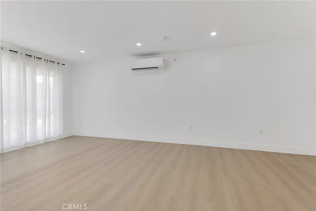 1 bed, 750 sqft, $2,550 — Photo 4