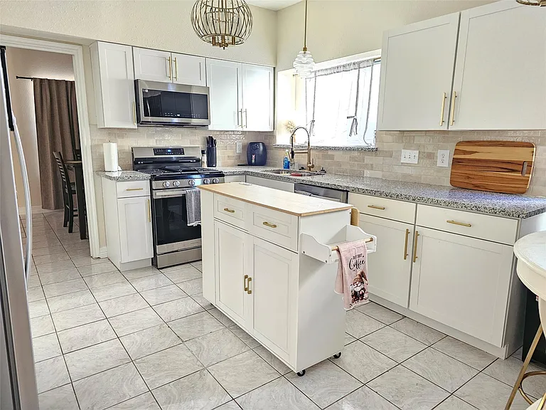 12334 Misty Laurel Dr — Photo 6