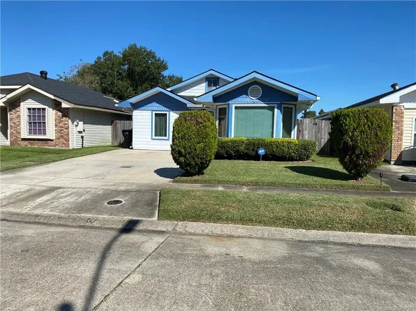5152 Timber Crest Dr, New Orleans, LA 70131