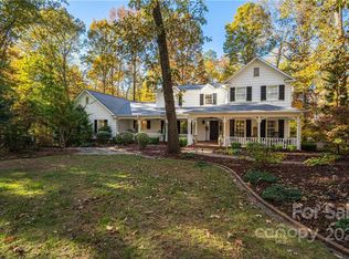 162 Cricket Creek Dr, Cherryville, NC 28021