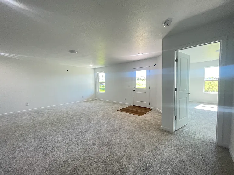 1722 N Hawthorne Pl — Photo 15
