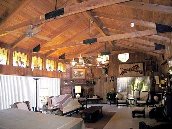 Big Redwood Family Room