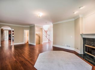 4529 Neiswander Sq, New Albany, OH 43054