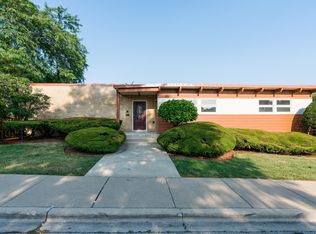 9100 S Cregier Ave, Chicago, IL 60617