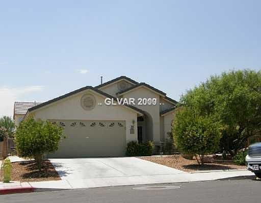 1st image of 5033 W El Campo Grande Ave