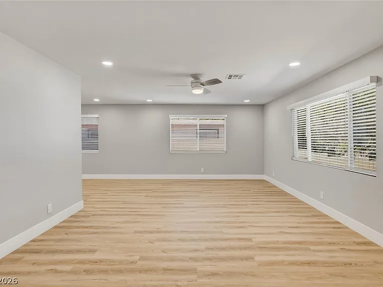 1800 8th Pl — Photo 28