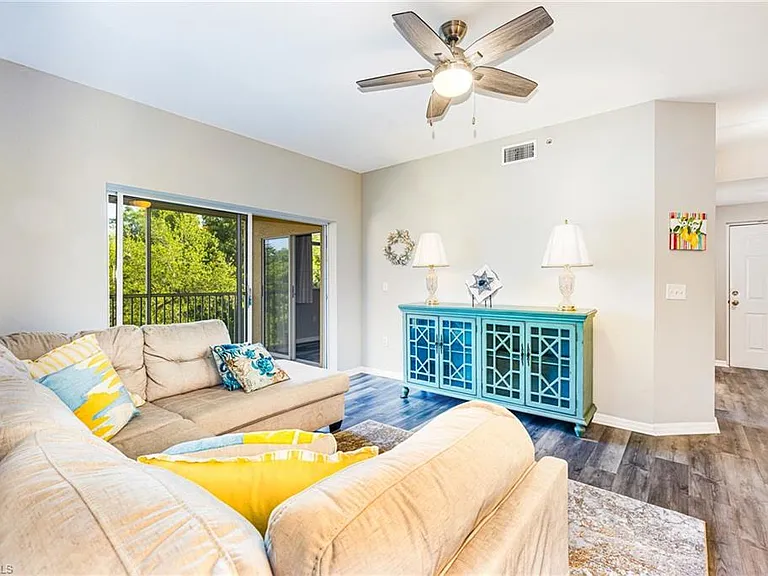 6361 Aragon Way #303 — Photo 7