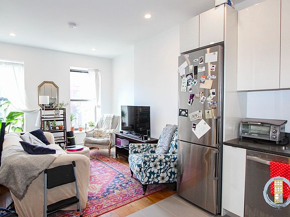 4th image of 429 Greene Ave APT 3