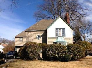 246 Newton Ave #1A, Riverhead, NY 11901