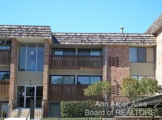 1325 S Maple Rd, Ann Arbor, MI 48103