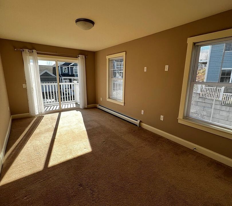 1st image of 127 Churchill St #101