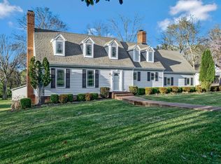 121 Grassland Dr, Gallatin, TN 37066