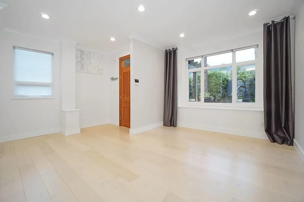 2376 Marine Drive, West Vancouver — Photo 3