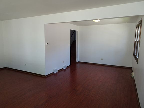 5th image of 5721 W 89th Pl