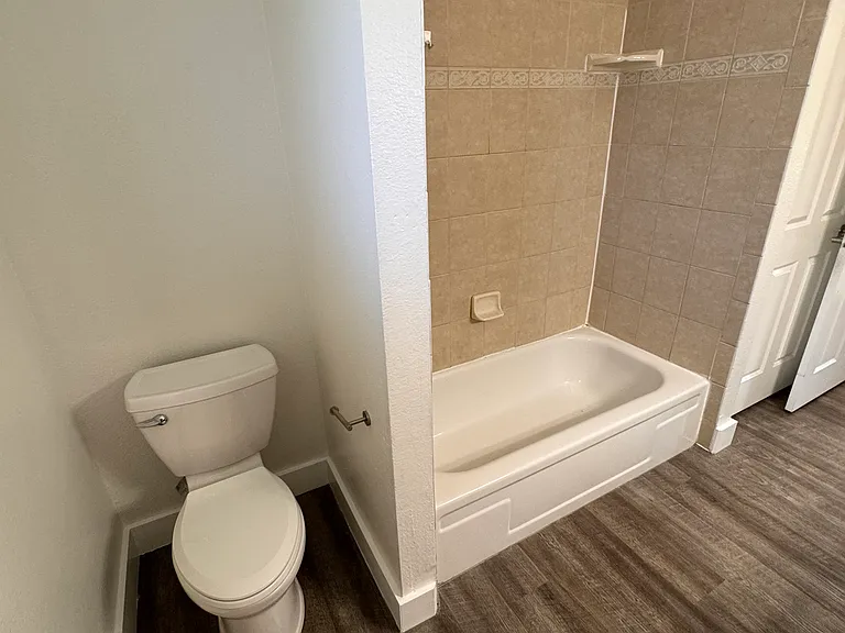 645 N 100 W #C — Photo 13