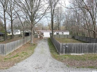 1603 E Stella St, West Frankfort, IL 62896