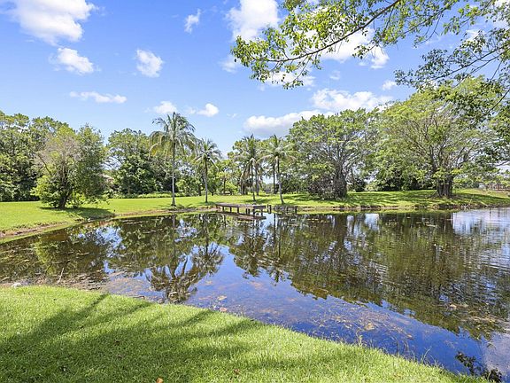 5th image of 6001 Le Lac Road