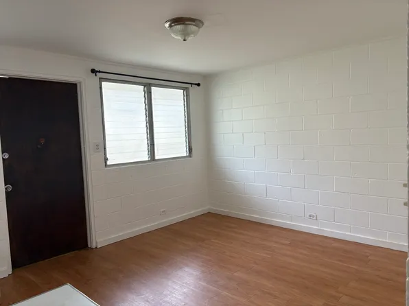 1551 Kewalo St #A, Honolulu, HI 96822