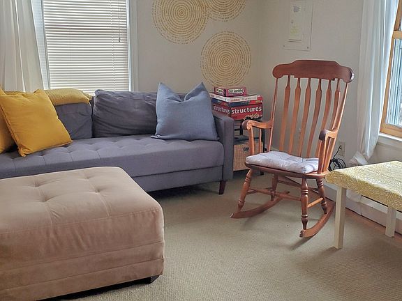 4th image of 1073 Pine St #2