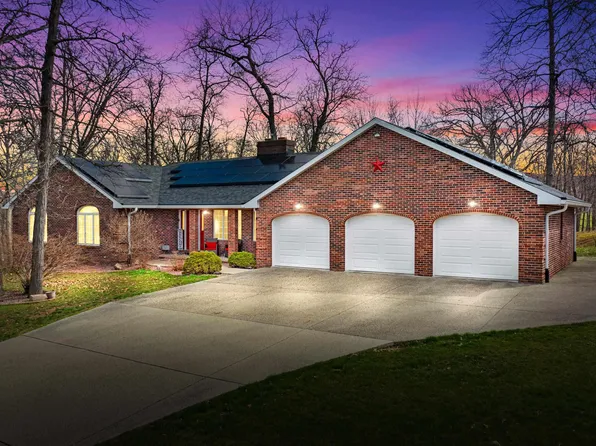 488 Norman Dr, Groveland, IL 61535