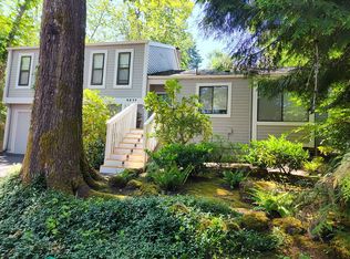 9832 SW Quail Post Rd, Portland, OR 97219