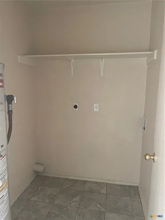 2 bed, 1.5 bath, 980 sqft, $800 — Photo 4