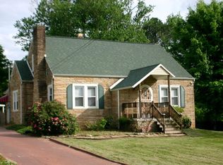 432 SW McNabb Ave, Knoxville, TN 37920