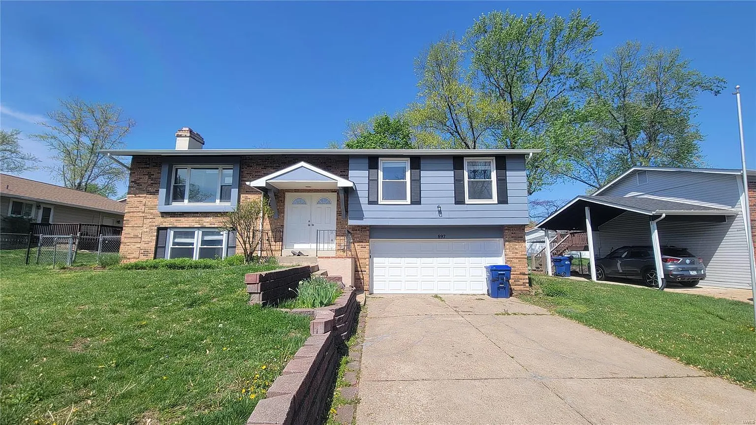 897 Napoli Dr photo 1