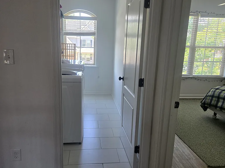 238 Seaton Ave — Photo 17