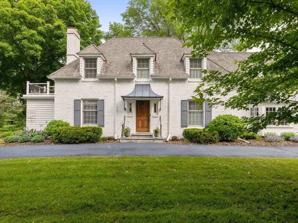 133 Birch Ln W, Wayzata, MN 55391