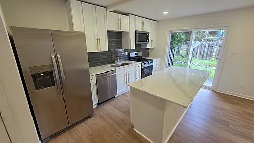 3100 Meadow Mere W Photo 1