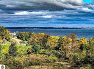 Mapleton Ln, Traverse City, MI 49686