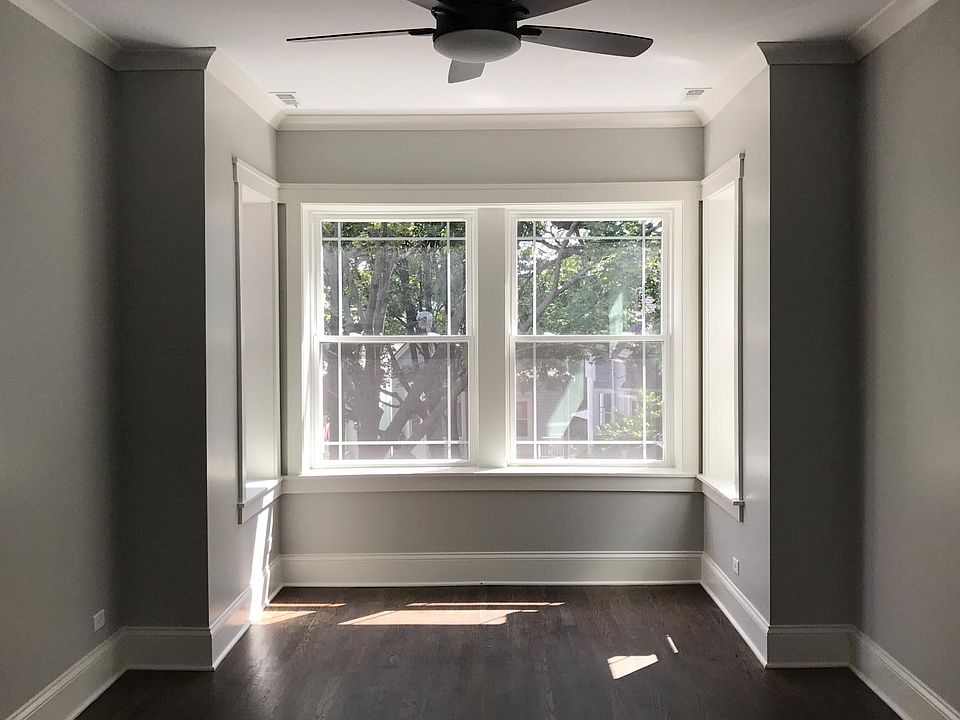 1st image of 3336 W Berteau Ave #2