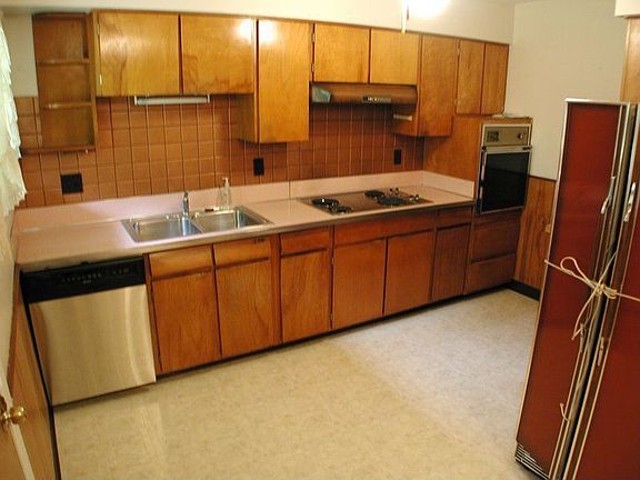 5th image of 2684 Rockwood Dr