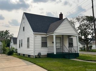 4141 Charles St, Dearborn, MI 48126